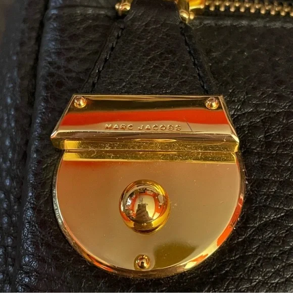 Marc Jacobs Magnetic Bag - Picture 13 of 14
